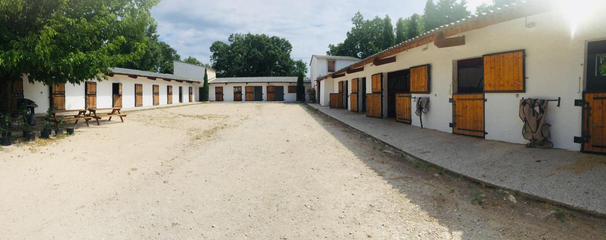 Appartement A La Campagne LʼIsle-sur-la-Sorgue Екстериор снимка