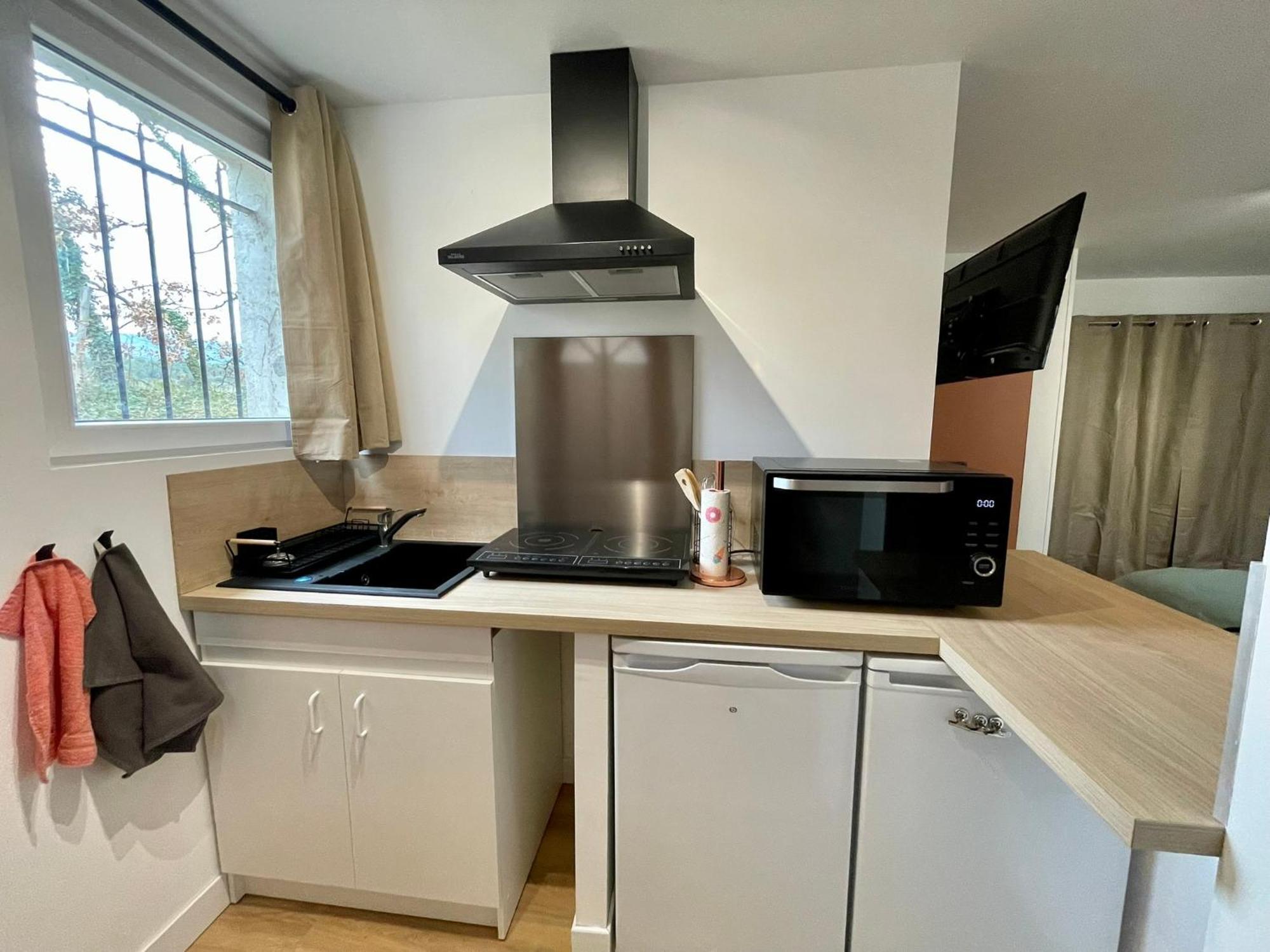 Appartement A La Campagne LʼIsle-sur-la-Sorgue Екстериор снимка